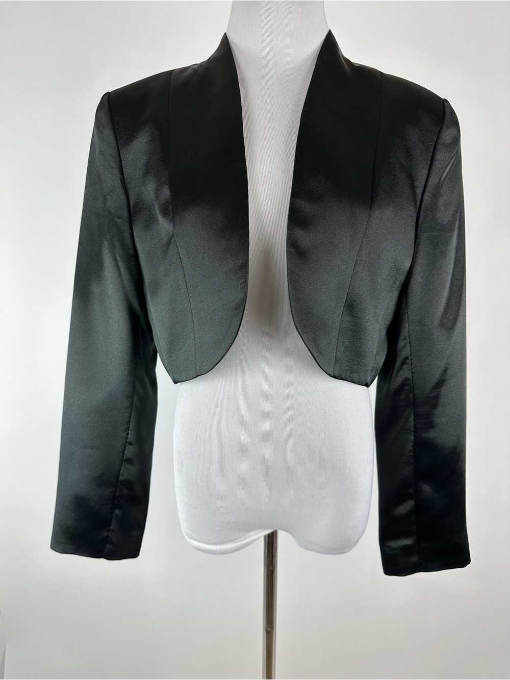 Tahari Black Satin Bolero Jacket Size 12